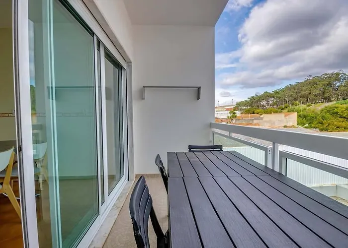 Edificio Horizonte נאזרה